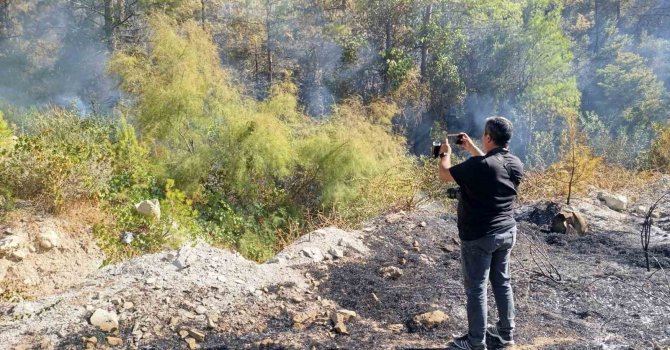 Mersin Silifke’deki orman yangını kısmen kontrol altına alındı