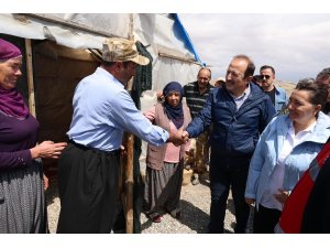 Vali Pehlivan, Yörükleri yayladaki çadırlarında ziyaret etti