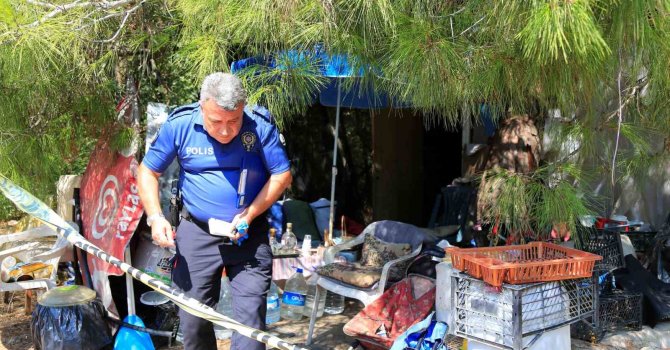 Barakadaki arkadaşının ölümünü "Değnekle dürttüm, baktım ölmüş" diye anlattı