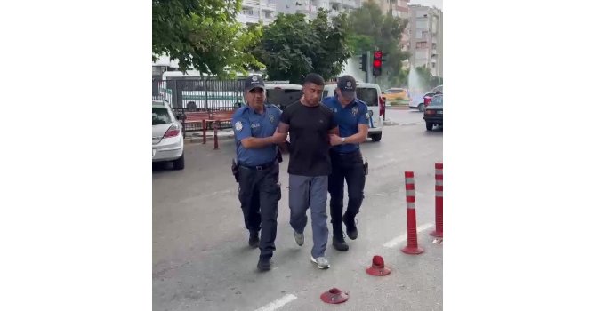 Seyhan polisi 16 yıl 4 ay kesinleşmiş hapis cezasıyla aranan torbacıyı yakaladı