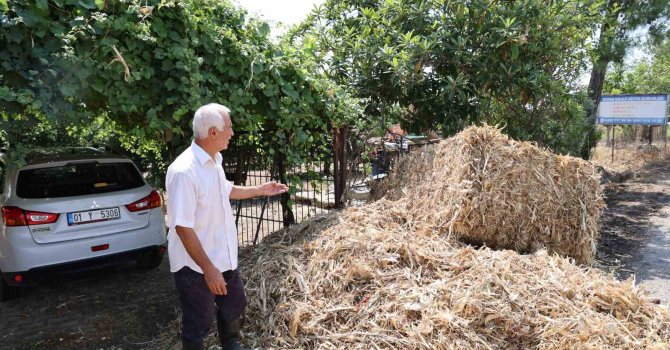 Balya taşıyan kamyonların tedbirsizliği vatandaşı canından bezdirdi