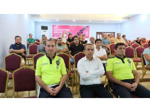 Kemer’de servis şoförlerine eğitim