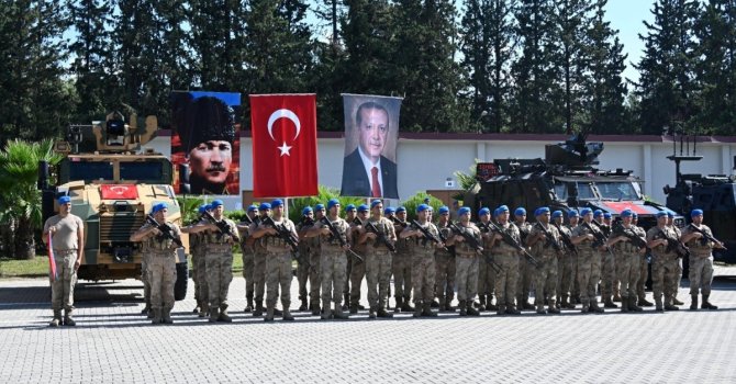 Osmaniye’de komandolar ’Barış Gücü’ çerçevesinde dualarla Suriye’ye uğurlandı