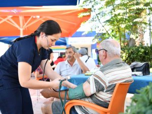 Konyaaltı’ndan emeklilere sağlıklı yaşam tüyoları