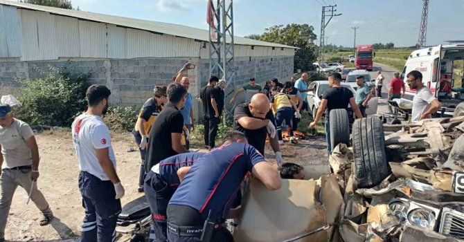 Otomobilin hurdaya döndüğü kazada 7 kişi yaralandı