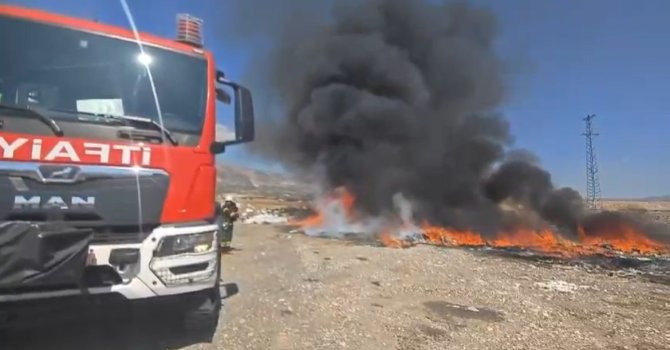 Kahramanmaraş’ta lastik yangını