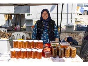 Kadınlar, ’Kırsal Mahalle Buluşmaları’nda bir araya geldi