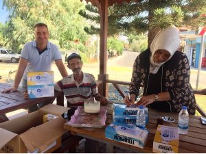 Büyükşehir’den Manavgatlı üreticilere yapışkan tuzak desteği