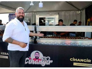 Kebapçılar TEKNOFEST’te dumansız mangal yaptı