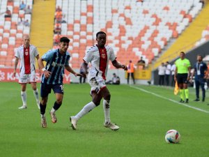 Trendyol Süper Lig: Adana Demirspor: 1 - Samsunspor:0 (İlk yarı)