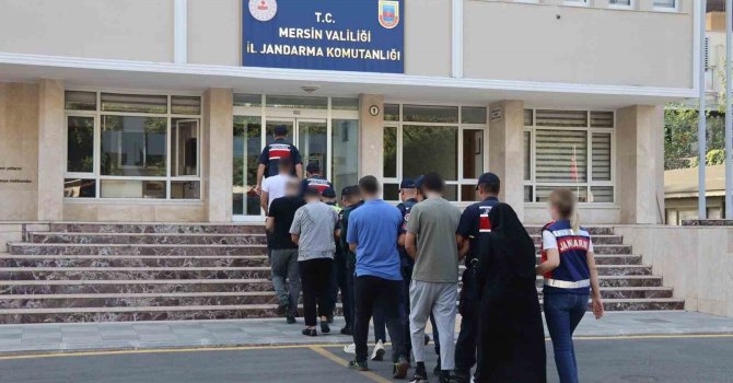 Mersin merkezli 9 ilde DEAŞ operasyonu: 13 gözaltı