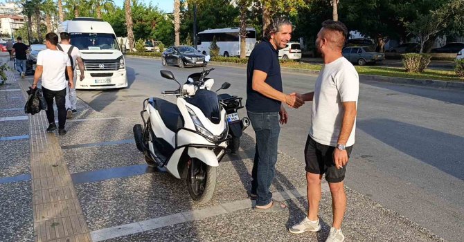 Motosikletleri karıştırıp başka motora binip gitti, polisin araması ile motosikleti geri getirdi