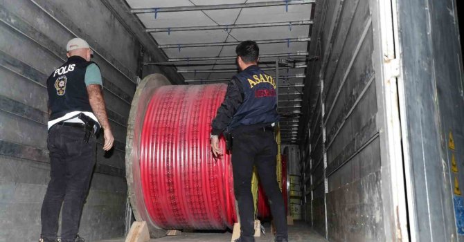 Mersin polisi 20 milyon liralık dolandırıcılığa engel oldu: 2 tutuklama