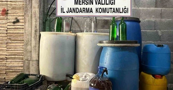 Mersin’de 640 litre sahte içki ele geçirildi