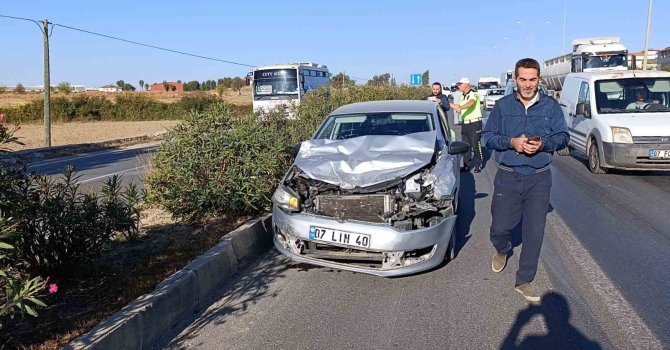 Aynı yerde peş peşe 3 zincirleme kaza: 3 yaralı