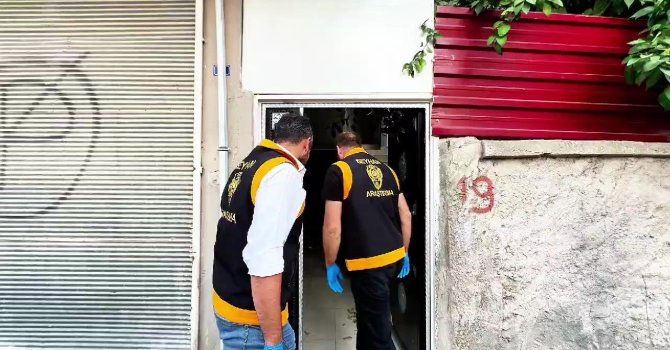 Adana’da uyuşturucu paketleme tesisine çevrilen eve operasyon: 1 gözaltı