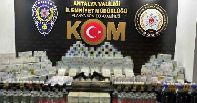 Antalya’da çok sayıda gümrük kaçağı malzeme ele geçirildi, 11 şahsa adli işlem yapıldı