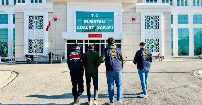 Kahramanmaraş’ta aranan iki hükümlü yakalandı