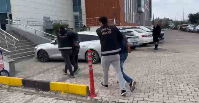 Hapis cezası ile aranan 2 şüpheli İskenderun’da yakalandı