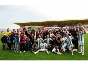 Manavgat Belediyespor liderlik koltuğunu devraldı