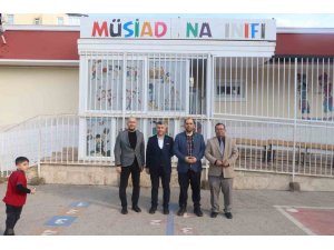 MÜSİAD Antalya Şubesi’nden öğrencilerin eğitimine destek