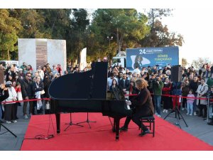 Piyano Festivali’nde gün batımında unutulmaz bir konser