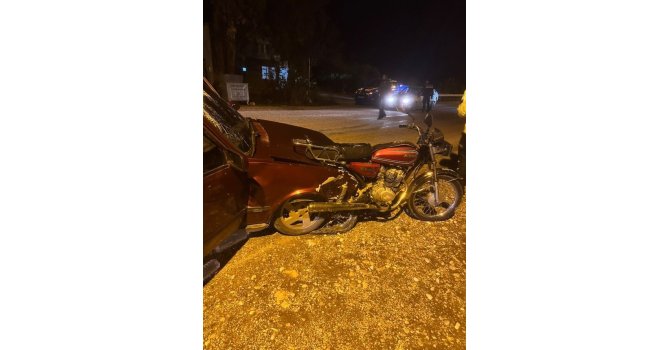 Serik’te otomobil ile motosiklet çarpıştı: 1 ölü 1 yaralı