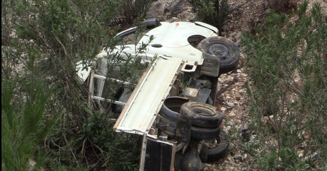 Alanya’da kamyonet dereye uçtu: 1 ölü, 1 yaralı