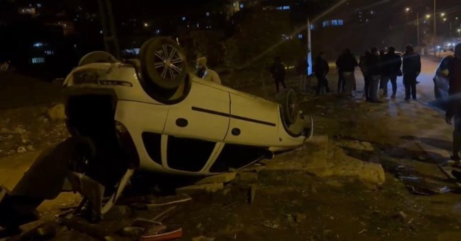 Osmaniye’de park halindeki araca çarpan otomobil takla attı: 1 yaralı