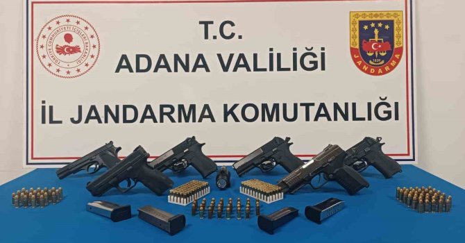 2 araçta 6 ruhsatsız tabanca ele geçirildi