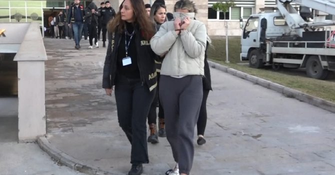 "Bizim oyunumuzu kimse bozamaz" deyip kadınlara zorla fuhuş yaptırdılar, ’Oyunbozan’ operasyonuyla yakalandılar