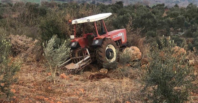 Tarlasında taş temizlerken traktörden düşen çiftçi, traktörün üzerinden geçmesi sonucu yaralandı