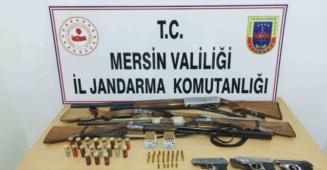 Mersin’de 3’ü tabanca 7 silah ele geçirildi