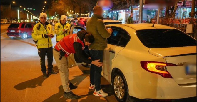 Isparta’da 11 sürücüye para cezası