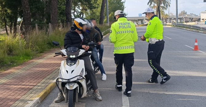 Antalya’da 74 ekip, 163 personelle motosiklet uygulaması