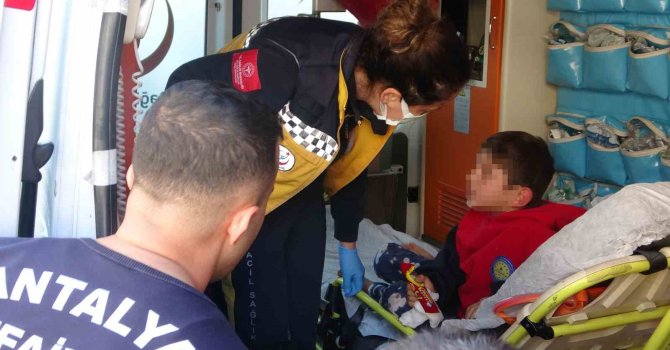 Yangından kurtarılıp ambulansa alındı, hastaneye gideceğini öğrenince "Annemin parası yok ama" dedi