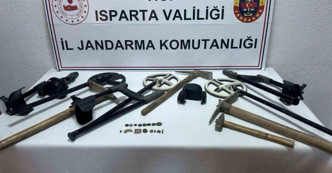 Isparta’da jandarmadan tarihi eser kaçakçılığı operasyonu