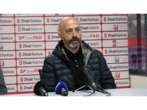 Metin Akpunar: "Trabzonspor isyanın takımıdır"