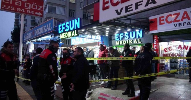 Adana’da sağlık ürünleri satan iş yerine silahlı saldırıda kayınbaba ve 2 damadı öldü