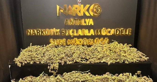 Antalya’da son 1 haftada 26 kilo uyuşturucu madde ele geçirildi