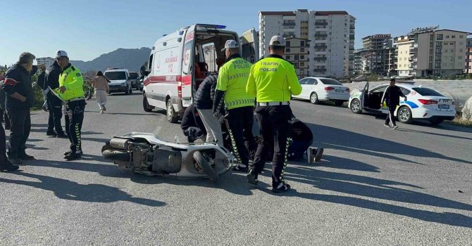 Kazada ağır yaralanan genç kız, 16 günlük yaşam mücadelesini kaybetti