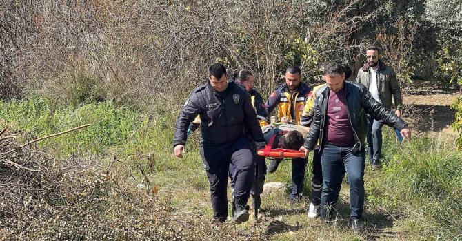 Bıçakla araçların lastiklerini patlatan şahıs, polis ekiplerince yakalandı