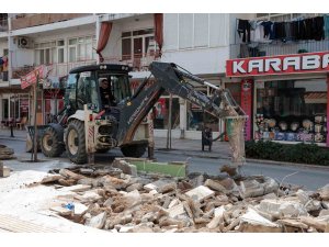 Manavgat’ta caddeler yenileniyor