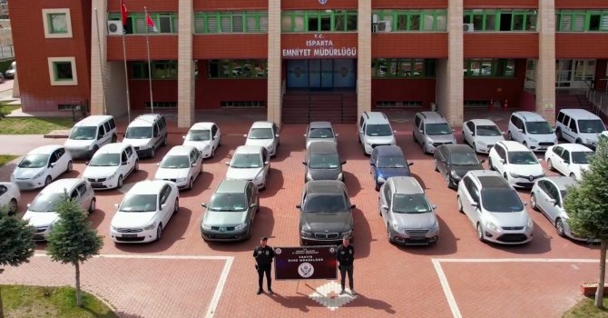 Isparta merkezli ’change’ operasyonu: 14 milyonluk vurgun ortaya çıktı