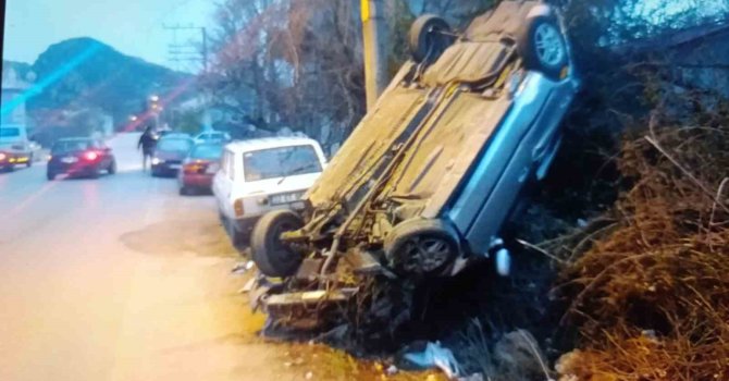 Isparta’da kontrolden çıkan otomobil takla attı, 20 yaşındaki sürücü ağır yaralandı