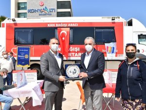 Kızılay’dan Başkan Esen’e ‘teşekkür’ plaketi