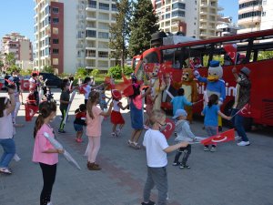 Alanya ve Gazipaşa’da 23 Nisan coşkusu