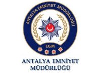 Emniyet sokakta çalıştırılan ve dilendirilen çocuklara yönelik denetim uyguladı