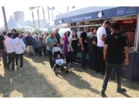 Festivalde kebap ve şırdan kuyruğu