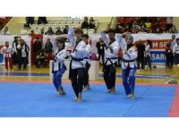 Türkiye Tekvando Poomsae Şampiyonası Isparta’da devam ediyor